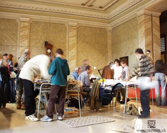 9-2003burza-mniral00