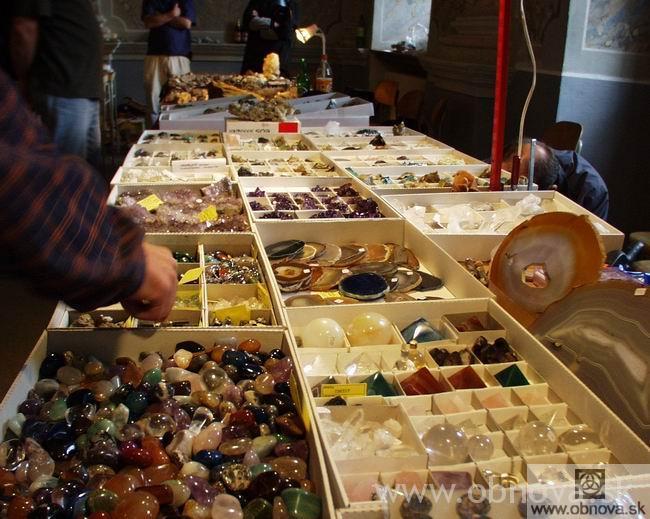 9-2003burza-mniral02