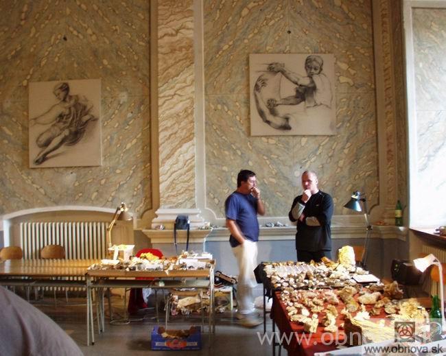 9-2003burza-mniral03