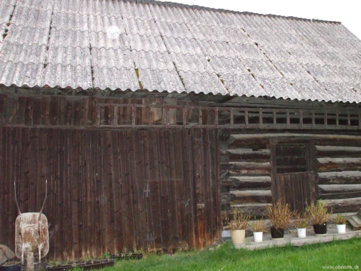 drevenica_luxol_zadné stavy